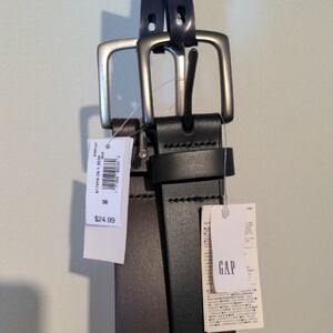 Set Of 2 GAP NWT Men's 36" Leather Belts